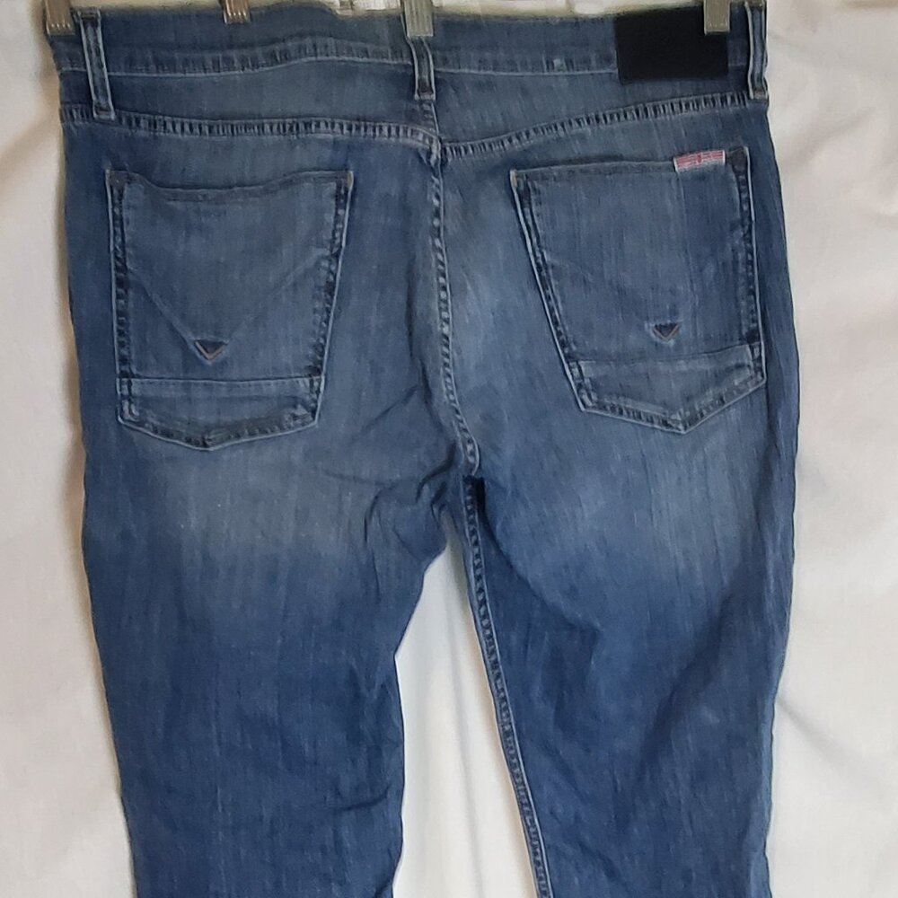 Men's Hudson "Blake Slim Strait" 36x 32 mid wash 5 pocket